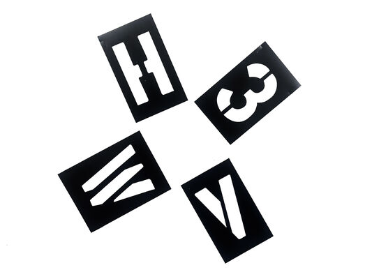 पीवीसी स्टेंसिल ब्लैक नंबर और लेटर स्टेंसिल पेंटिंग के लिए प्लास्टिक स्टेंसिल